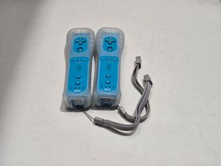 2 controller Wii blu originali con Motion con cover