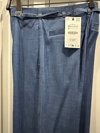 Pantalón Zara trabillas Talla XS