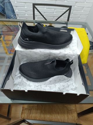 Zapatillas Tenth Negras