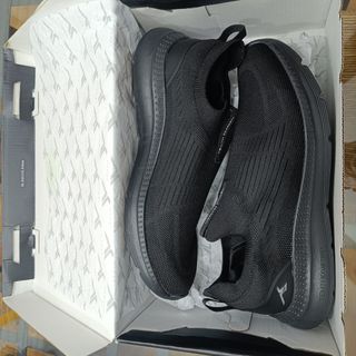 Zapatillas Tenth Negras