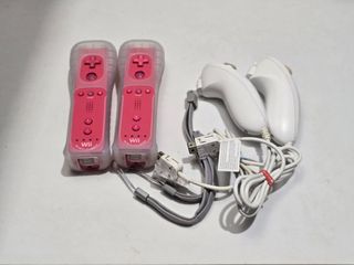 2 controller + 2 nunchuk rosa Wii con movimento