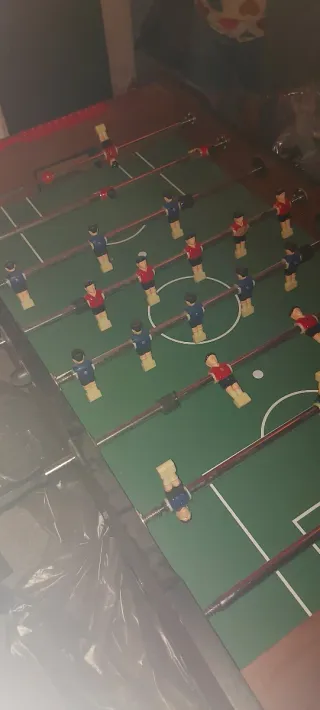 Futbolín de madera tipo bar
