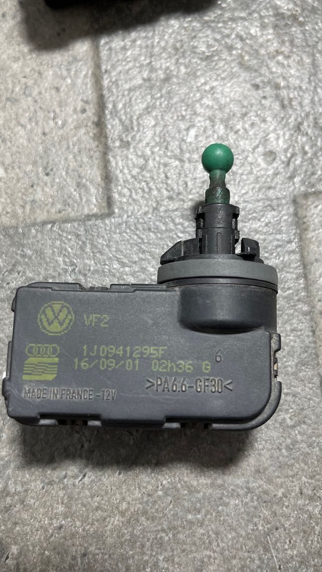 Regulador Faro VAG Grupo VW Seat Audi