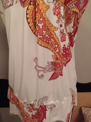 Top de poliéster estampado