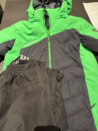 conjunto esquiar chaqueta y pantalon