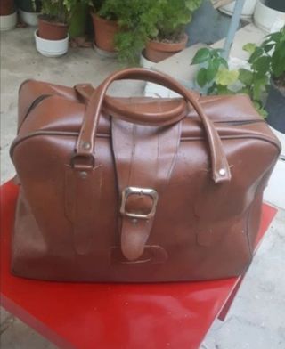 Maleta vintage de cuero marrón