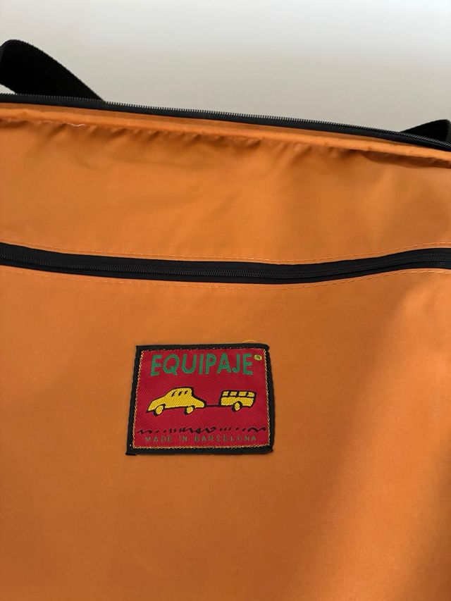 Maleta, maletín y neceser Javier Mariscal