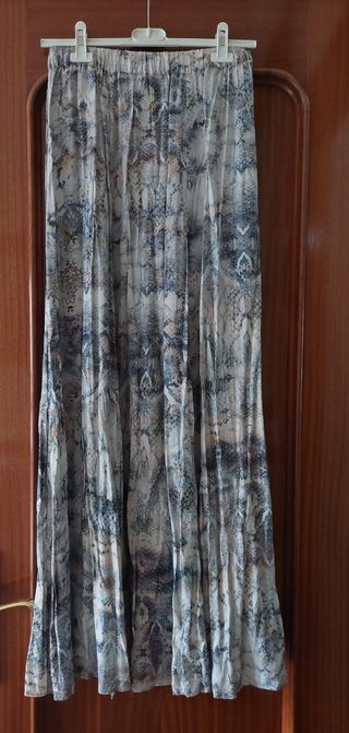 Falda larga Zara estampada