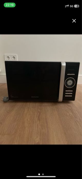 Microondas Daewoo Negro