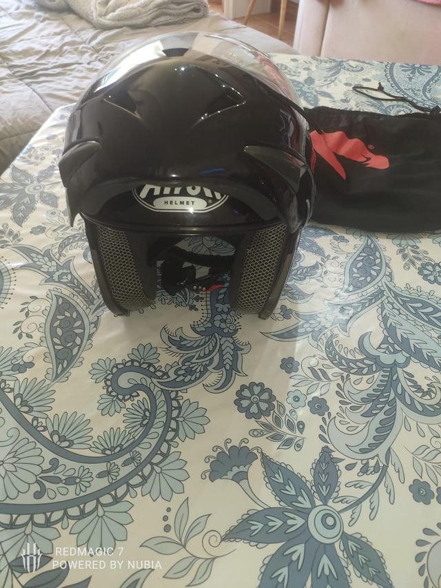 Cascos de moto negros