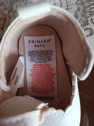 Scarpine neonata bianche