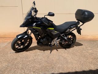 Honda CB500X Motocicleta