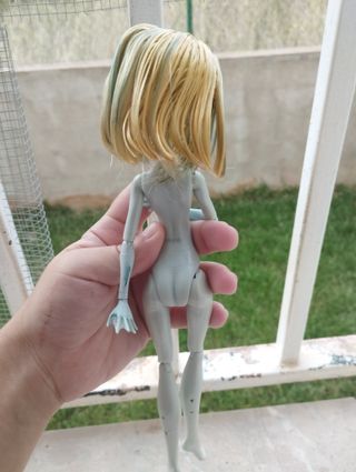 Muñeca Monster High Lagoona Blue