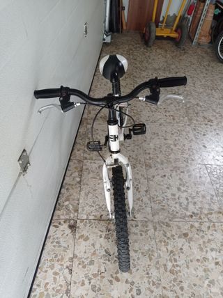Bicicleta BH California 32