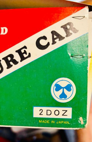 Caja 24 blisters coches hojalata años 60-70 Japón