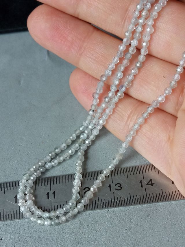 Piedras Naturales, Cuentas de Zirconio Natural