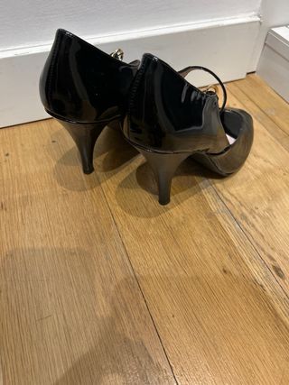 Zapatos de tacón Hazel charol negros