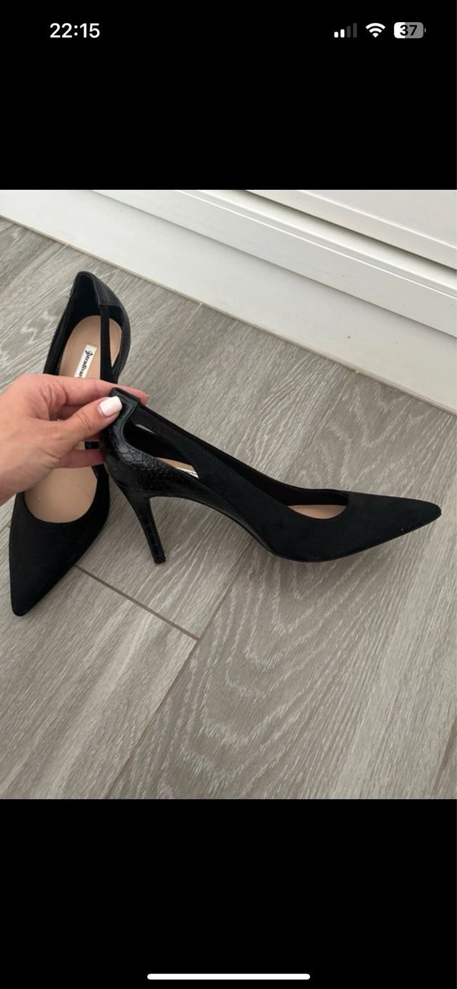 Zapatos de tacón Stradivarius negros