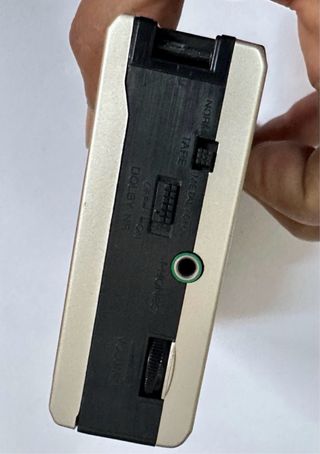 Walkman Sony WM-24 Stereo Vintage Dorado/Plateado