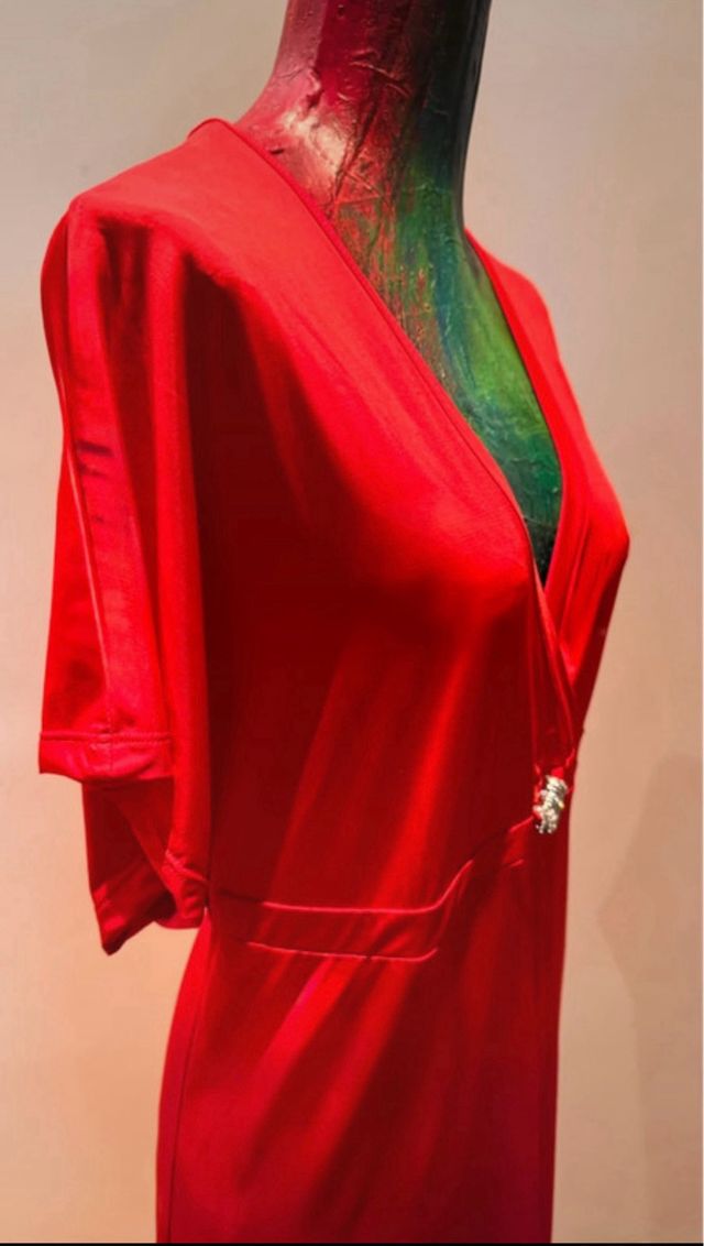 Abito rosso elegante Made in Italy