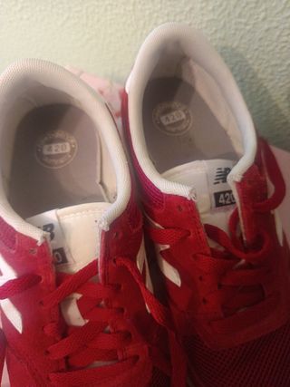 Zapatillas New Balance Rojas Talla 38