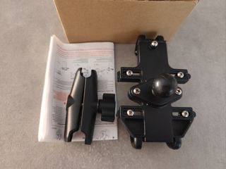 Soporte RAM metálico móvil GPS
