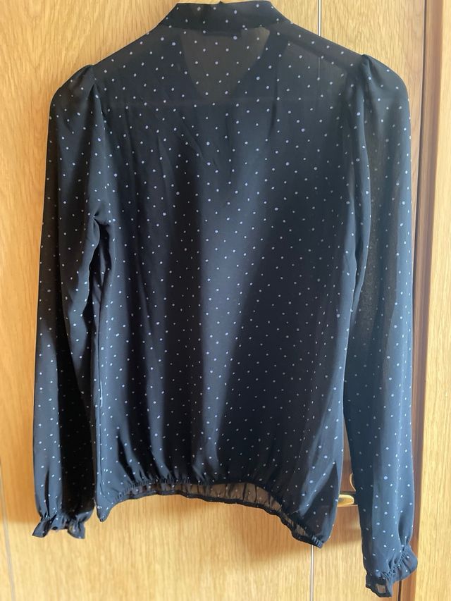 Americana MÁS blusa FORNARINA y vestido Zara