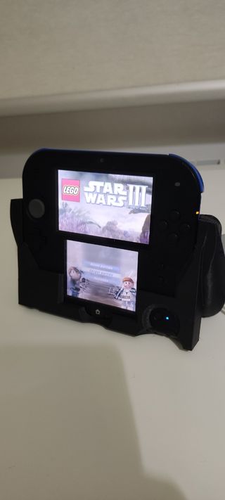 Nintendo 2DS Negra y azul con todos lo Juegos...