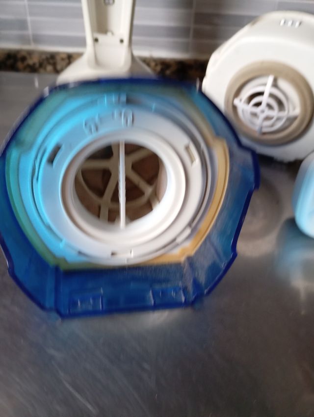 Aspirador de mano recargable Electrolux