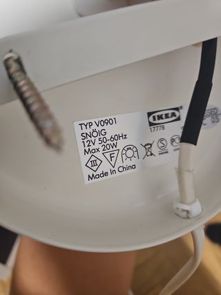 Lámpara SNÖIG Ikea metálica de pared