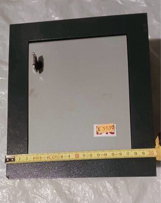 Mini Caja Fuerte Encastrable Negra/Gris NUEVA 