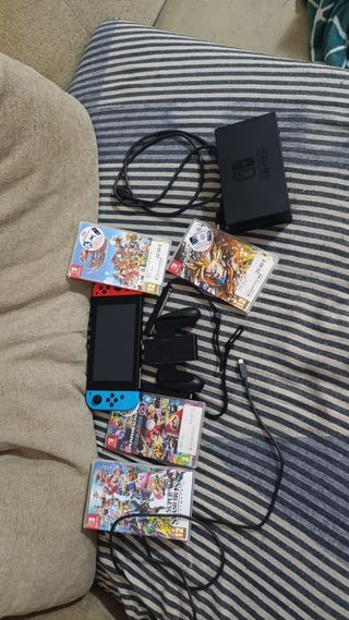 PACK COMPLETO Nintendo Switch OLED NEÓN y juegos