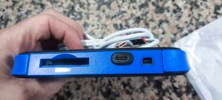 Nintendo 2DS Negra con juegos y USB C