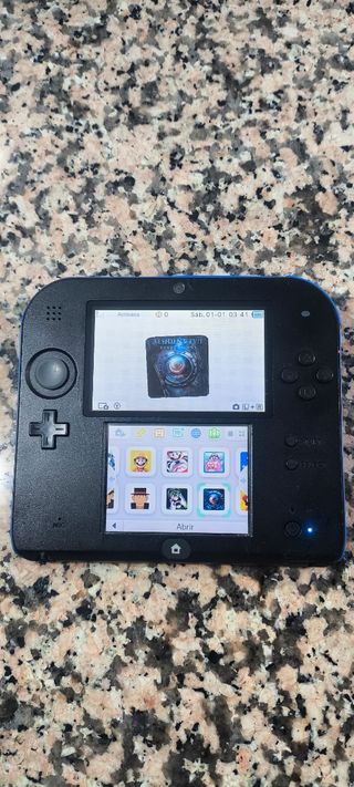 Nintendo 2DS Negra con juegos y USB C