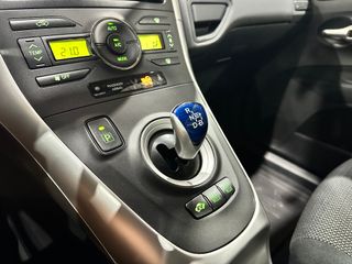 Toyota Auris Híbrido Automático