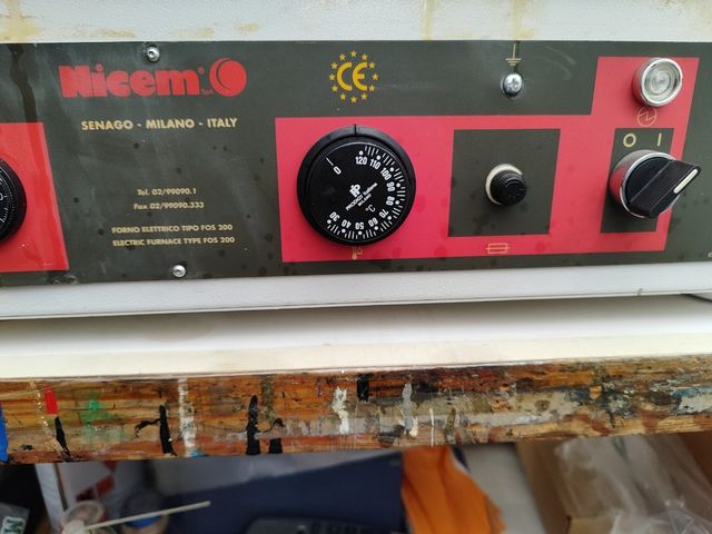 Horno para secado de resina