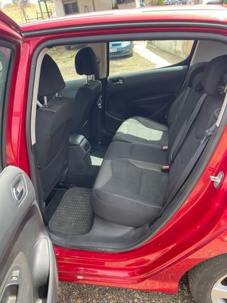 Peugeot 308 2010
