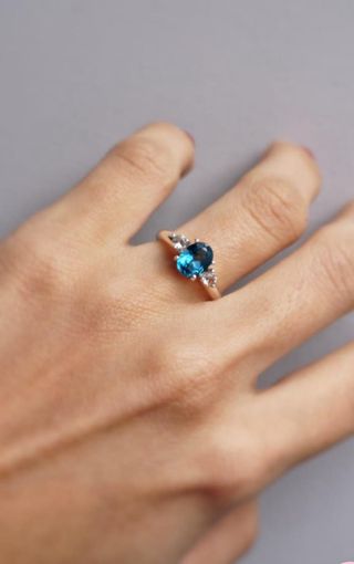 Anillo Plata 3 Gemas Azul