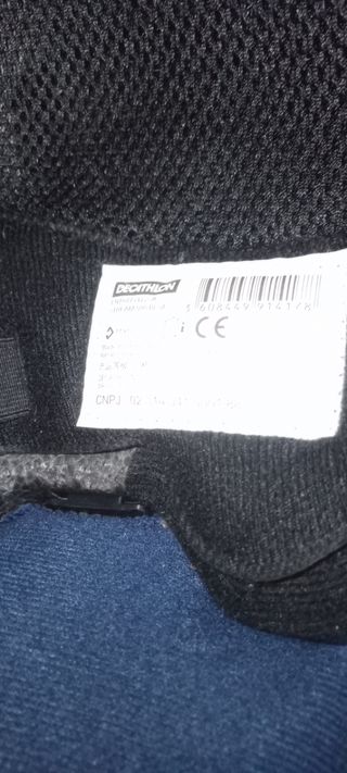 Casco de esquí azul