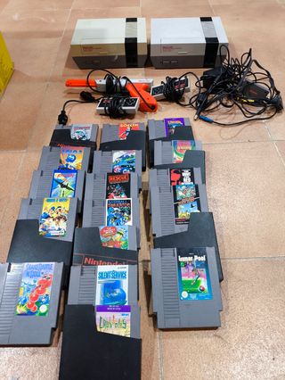 Consola Nintendo NES con juegos y accesorios