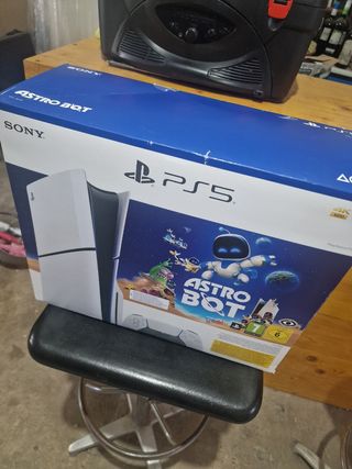 Caja vacía PS5 Astro Bot Edición Coleccionista