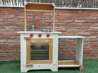 Cocinita de madera Hape