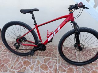 Bicicleta de Montaña BH Roja 29