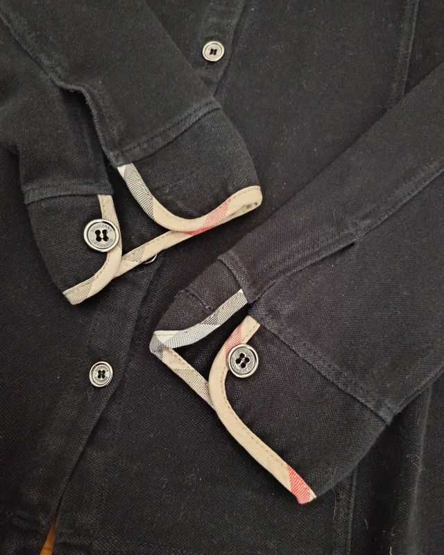 Maglia Burberry nera maniche lunghe