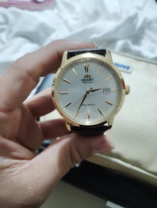 Reloj Orient Dorado y Blanco Automático