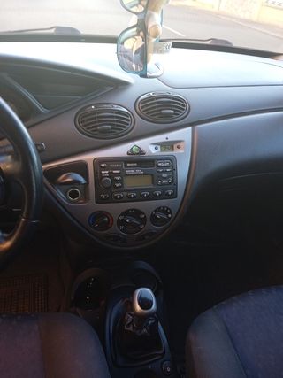 Ford Focus 2000
