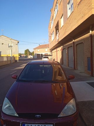 Ford Focus 2000
