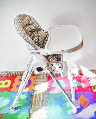 Trona bebé Prima Pappa Ajustable Plegable Ruedas