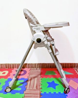 Trona bebé Prima Pappa Ajustable Plegable Ruedas