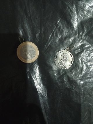 Medalla religiosa virgen de la macarena